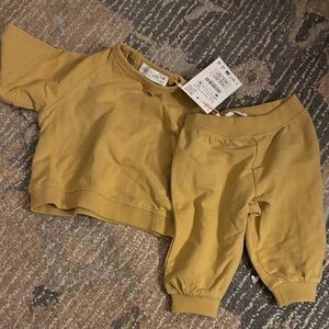 Zara Baby Mustard Yellow set